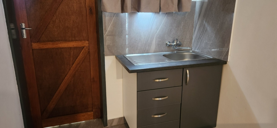 1 Bedroom Property for Sale in Ivydale A H Limpopo