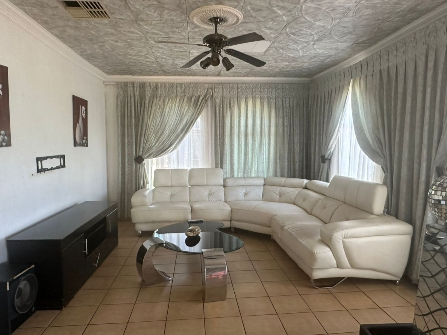 To Let 4 Bedroom Property for Rent in Impala Park Limpopo