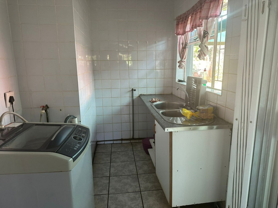 To Let 4 Bedroom Property for Rent in Impala Park Limpopo