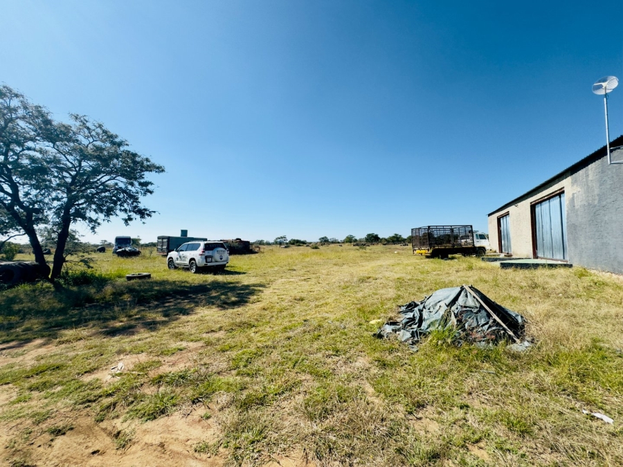 To Let commercial Property for Rent in Myngenoegen A H Limpopo