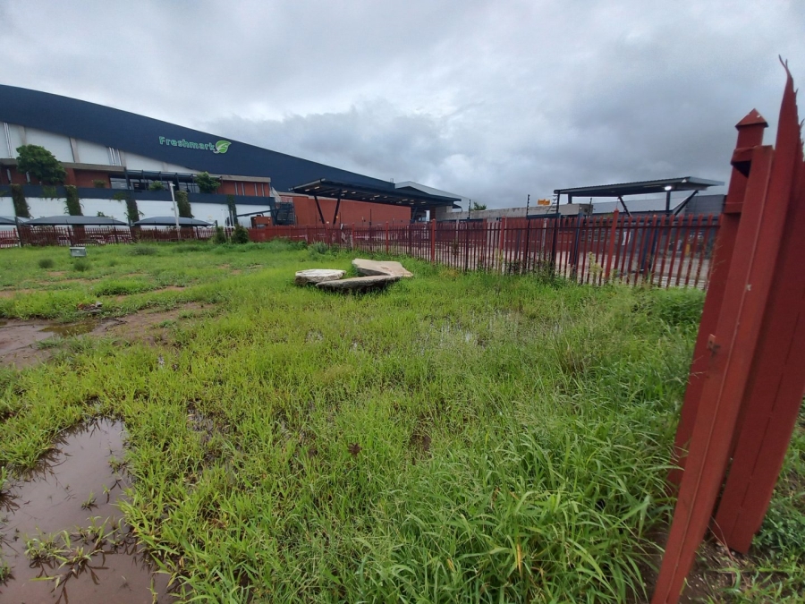 To Let commercial Property for Rent in Magna Via Industrial Limpopo