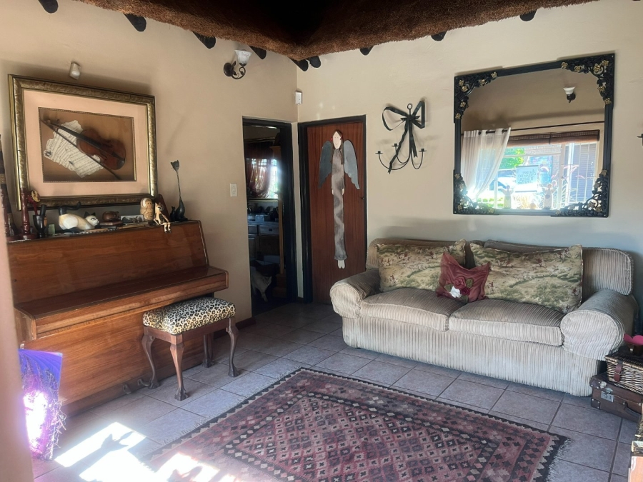 5 Bedroom Property for Sale in Aquapark Limpopo