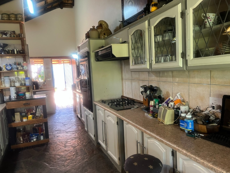 5 Bedroom Property for Sale in Aquapark Limpopo