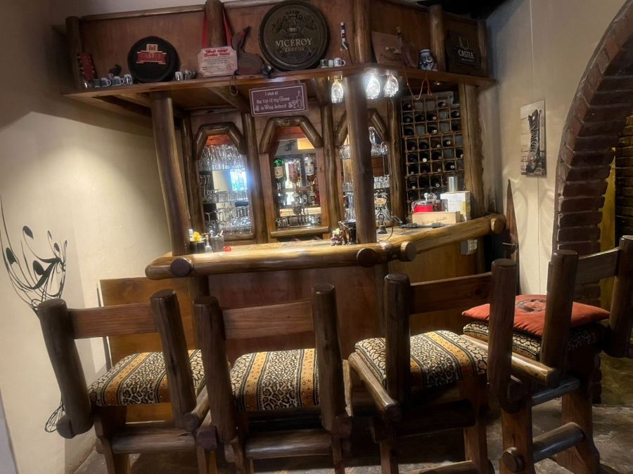 5 Bedroom Property for Sale in Aquapark Limpopo