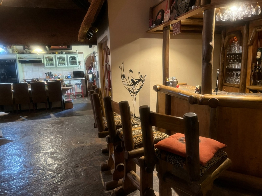 5 Bedroom Property for Sale in Aquapark Limpopo