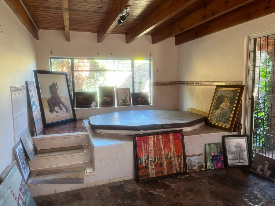 5 Bedroom Property for Sale in Aquapark Limpopo