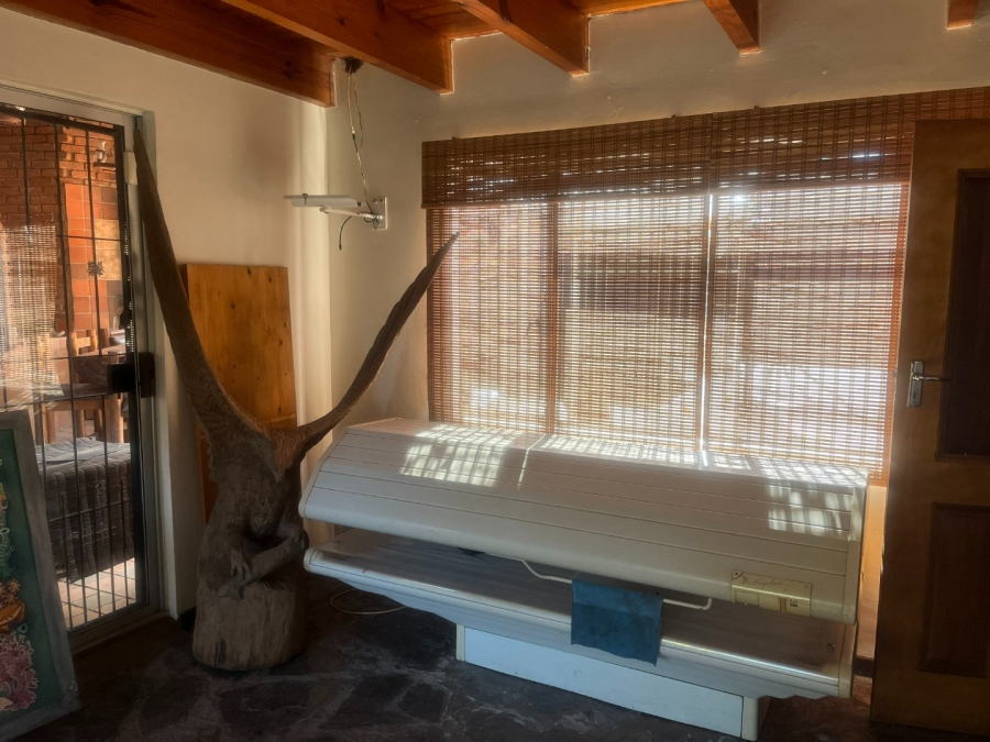 5 Bedroom Property for Sale in Aquapark Limpopo