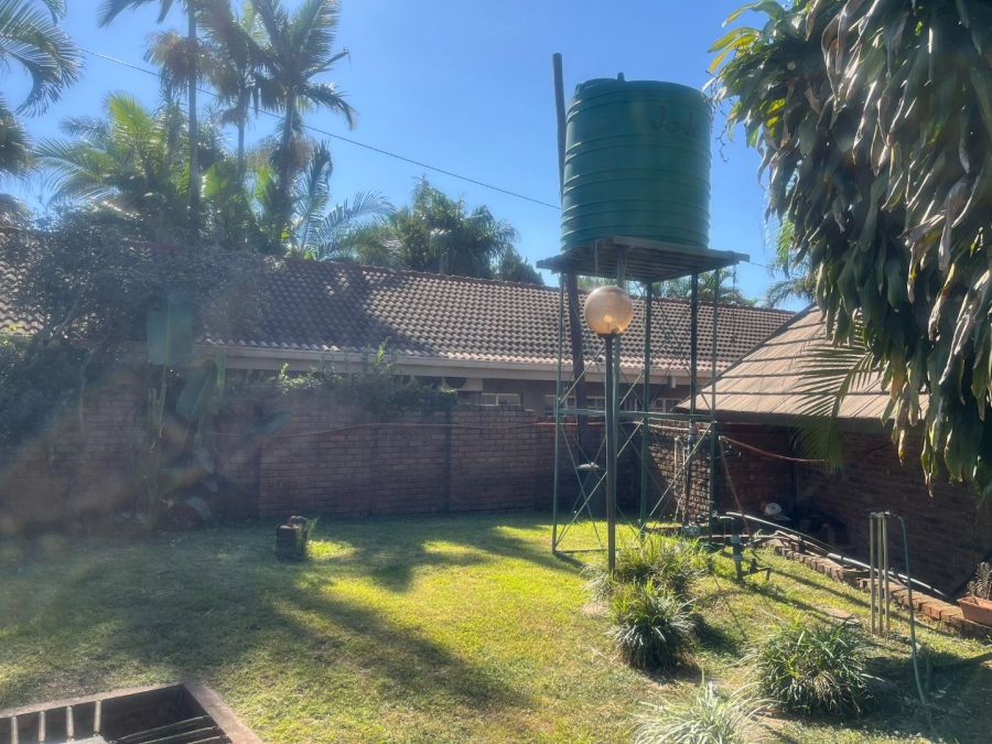 5 Bedroom Property for Sale in Aquapark Limpopo