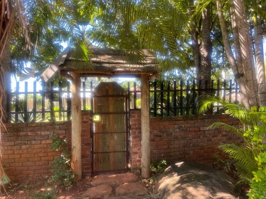 5 Bedroom Property for Sale in Aquapark Limpopo