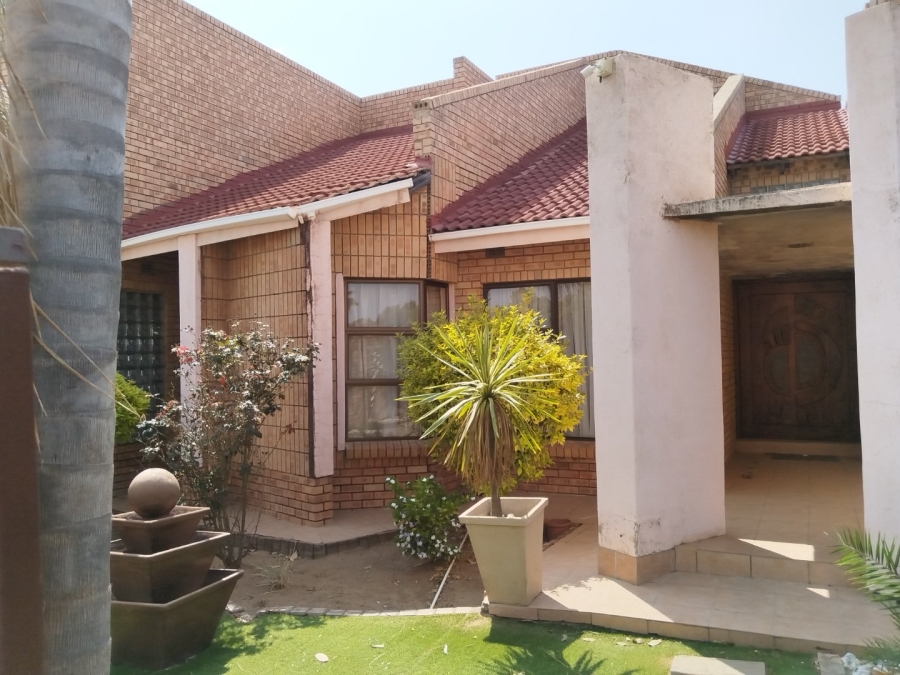4 Bedroom Property for Sale in Seshego Limpopo