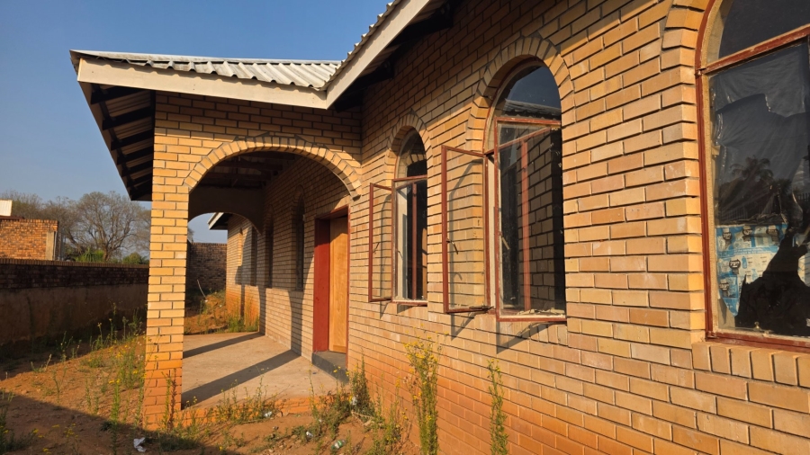 To Let 6 Bedroom Property for Rent in Agatha Park Limpopo