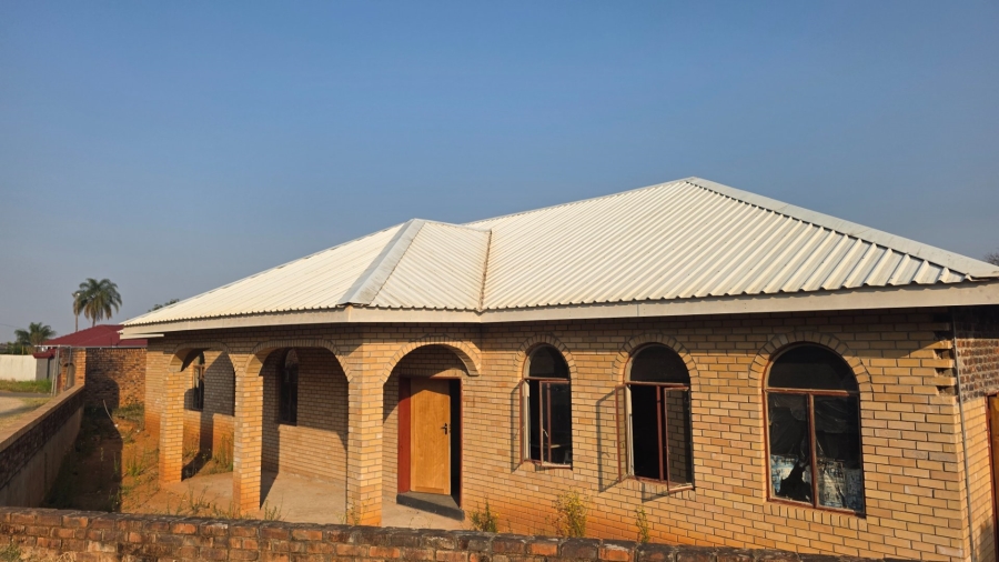 To Let 6 Bedroom Property for Rent in Agatha Park Limpopo