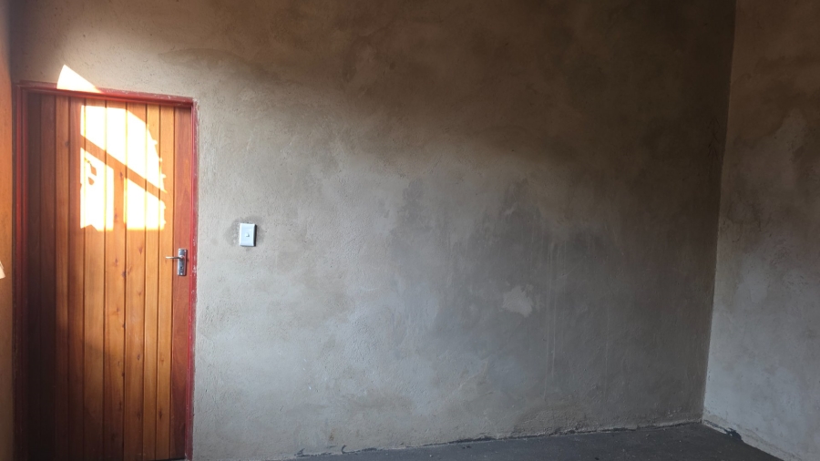 To Let 6 Bedroom Property for Rent in Agatha Park Limpopo