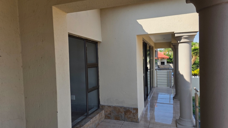 4 Bedroom Property for Sale in Golden Acres Estate Limpopo