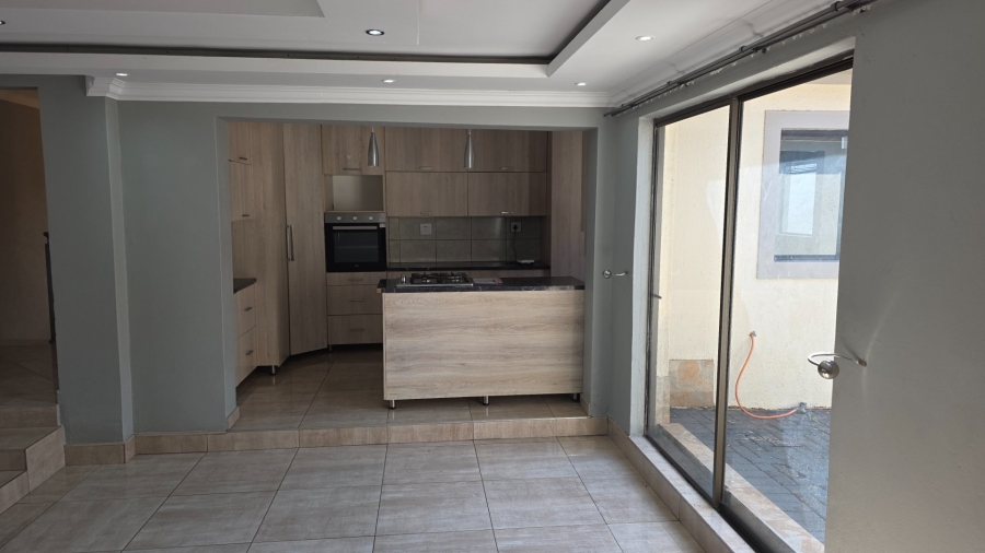 4 Bedroom Property for Sale in Golden Acres Estate Limpopo