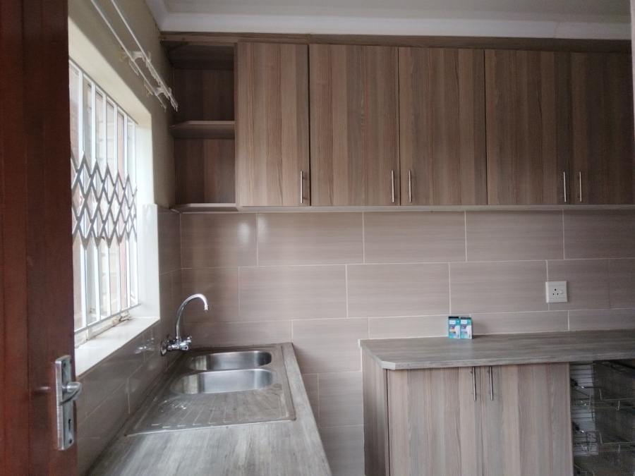 To Let 5 Bedroom Property for Rent in Ivydale Limpopo