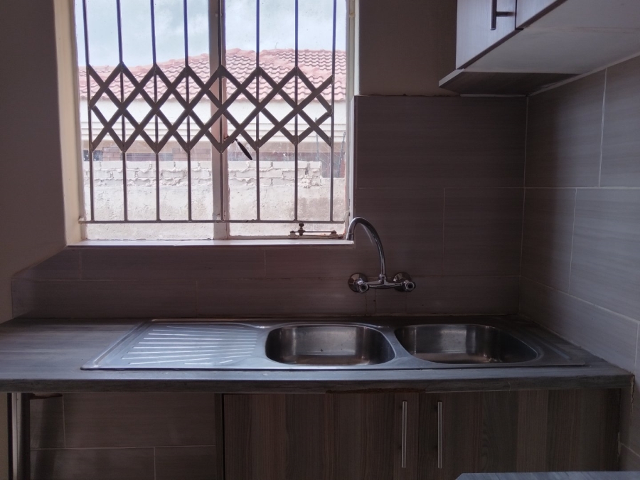 To Let 5 Bedroom Property for Rent in Ivydale Limpopo