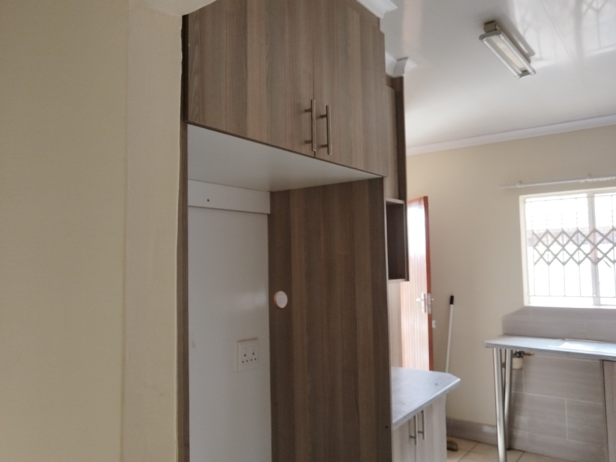 To Let 5 Bedroom Property for Rent in Ivydale Limpopo