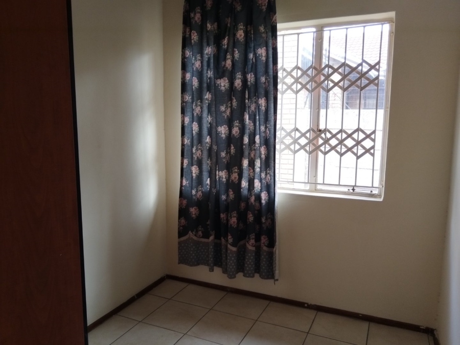 To Let 5 Bedroom Property for Rent in Ivydale Limpopo