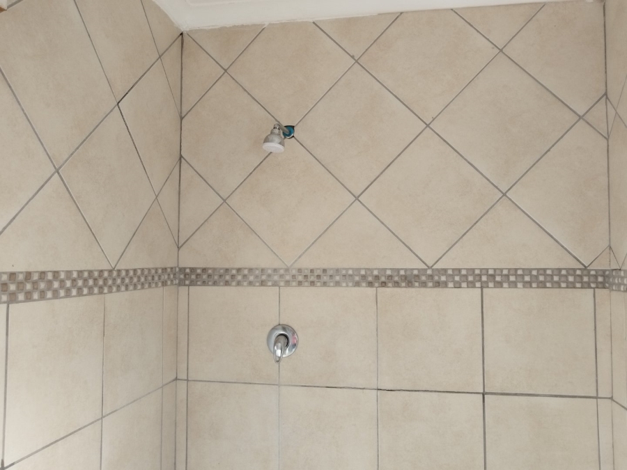 To Let 5 Bedroom Property for Rent in Ivydale Limpopo