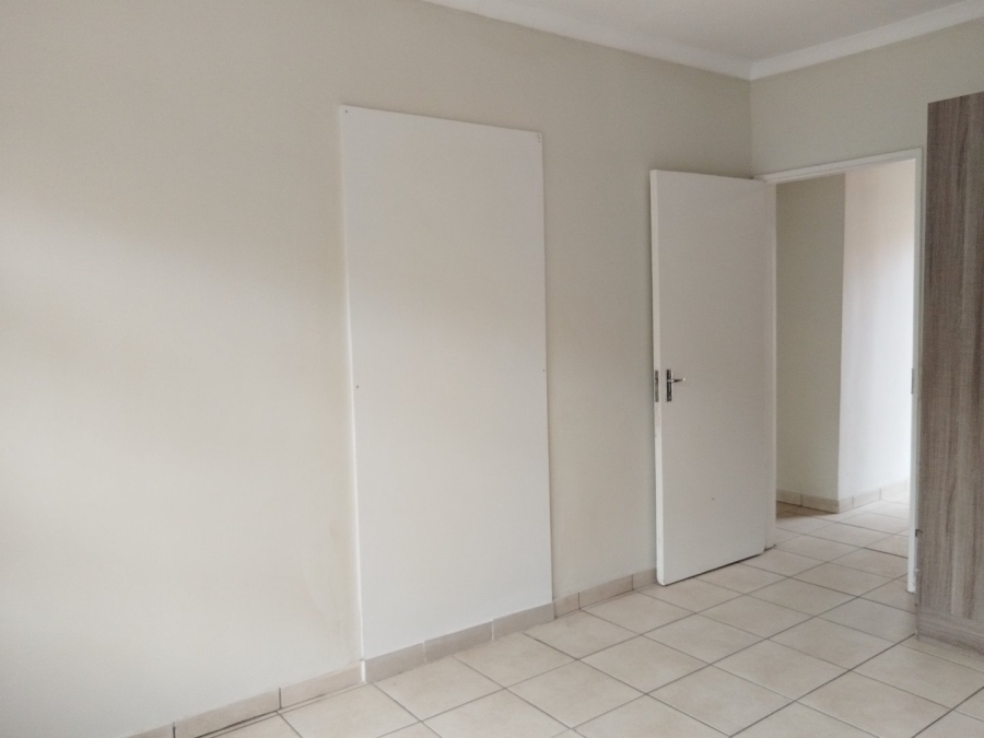 To Let 5 Bedroom Property for Rent in Ivydale Limpopo