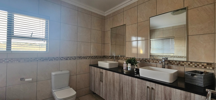 4 Bedroom Property for Sale in Eagles Crest Limpopo