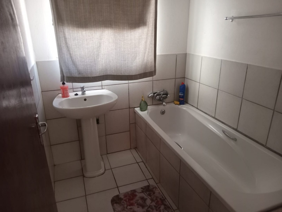 To Let 3 Bedroom Property for Rent in Annadale Limpopo