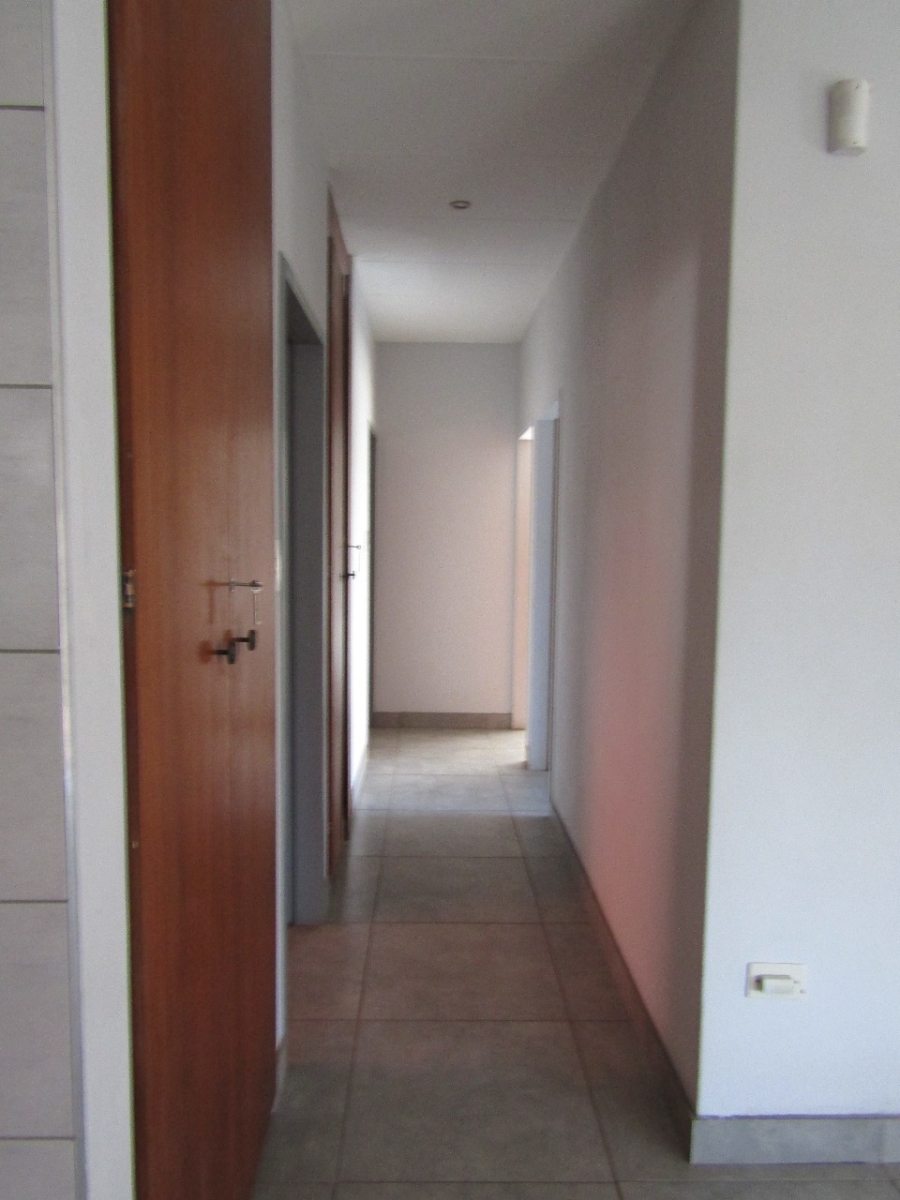 3 Bedroom Property for Sale in Thabazimbi Limpopo