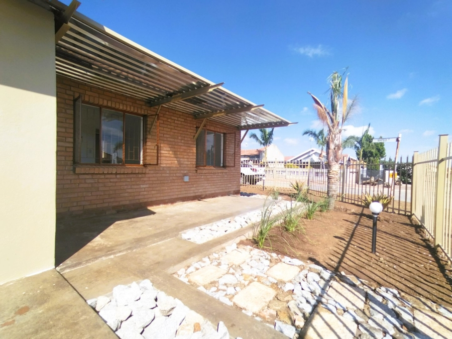 3 Bedroom Property for Sale in African Jewel Limpopo