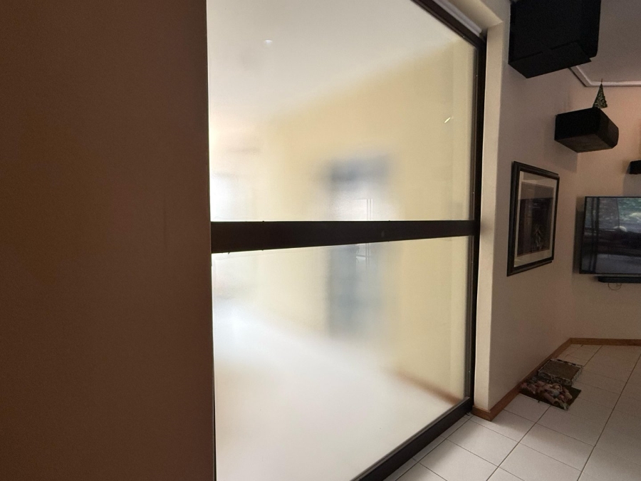 5 Bedroom Property for Sale in Chroompark Limpopo