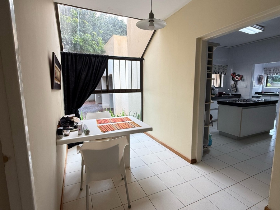 5 Bedroom Property for Sale in Chroompark Limpopo