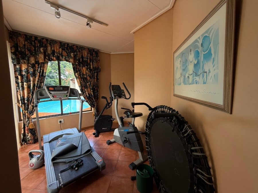 5 Bedroom Property for Sale in Chroompark Limpopo