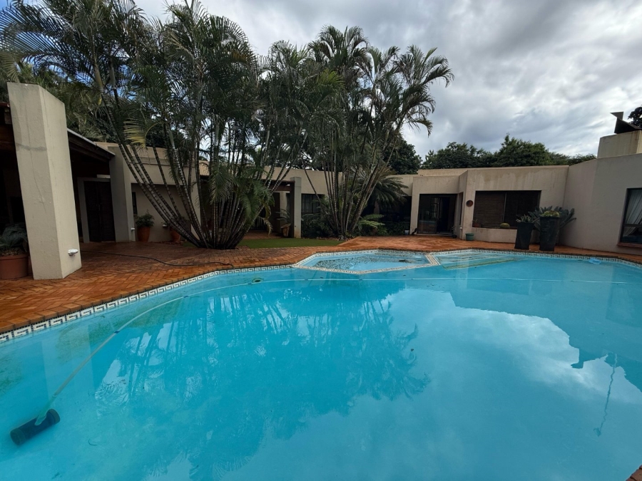 5 Bedroom Property for Sale in Chroompark Limpopo