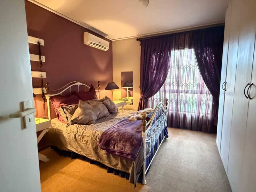 5 Bedroom Property for Sale in Chroompark Limpopo