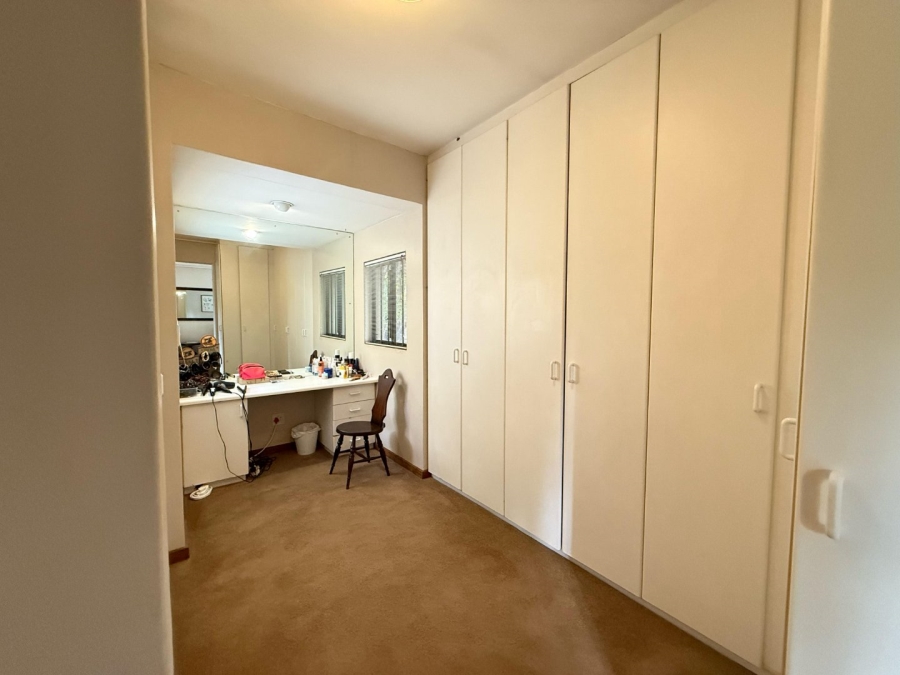 5 Bedroom Property for Sale in Chroompark Limpopo