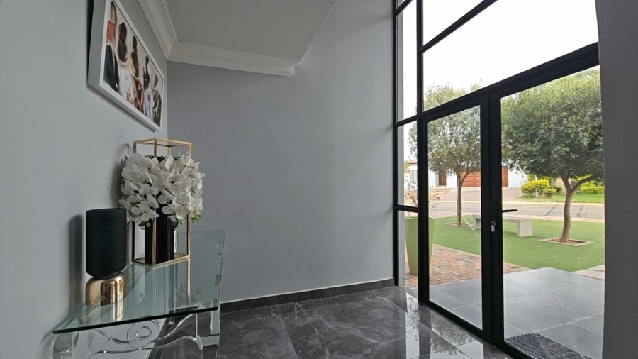 5 Bedroom Property for Sale in North View Estate Limpopo