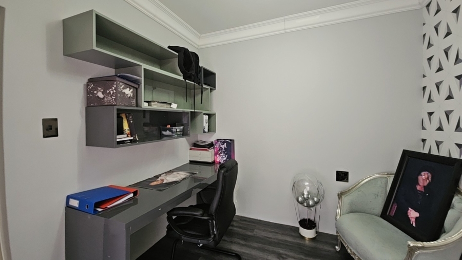 5 Bedroom Property for Sale in North View Estate Limpopo