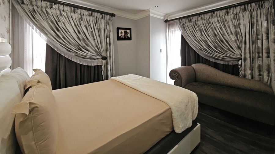 5 Bedroom Property for Sale in North View Estate Limpopo