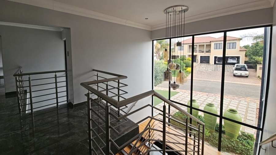 5 Bedroom Property for Sale in North View Estate Limpopo