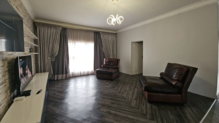 5 Bedroom Property for Sale in North View Estate Limpopo