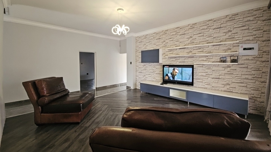 5 Bedroom Property for Sale in North View Estate Limpopo
