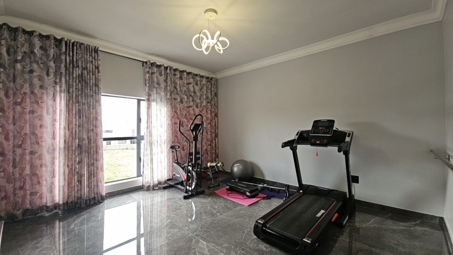 5 Bedroom Property for Sale in North View Estate Limpopo