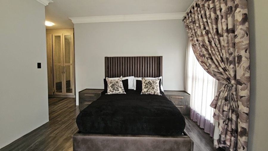 5 Bedroom Property for Sale in North View Estate Limpopo