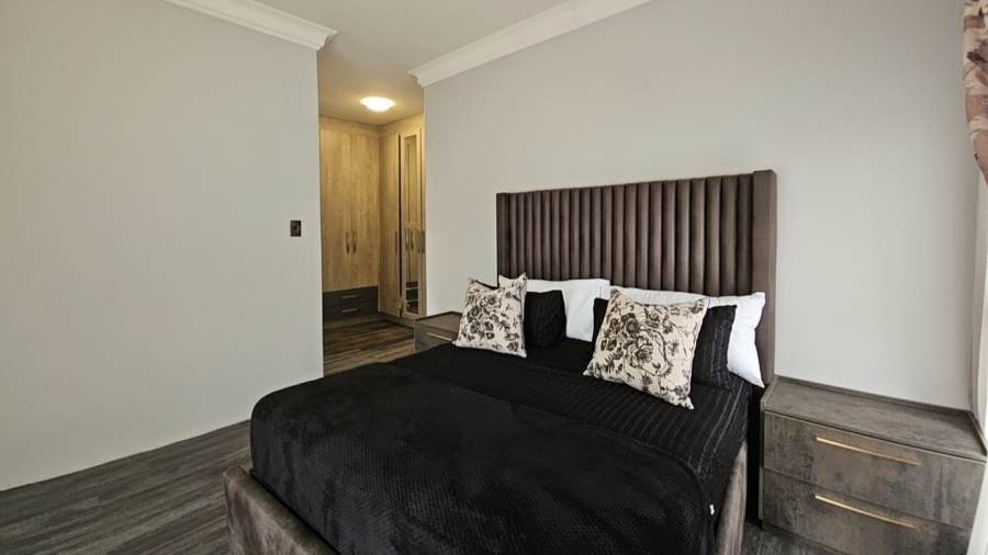 5 Bedroom Property for Sale in North View Estate Limpopo
