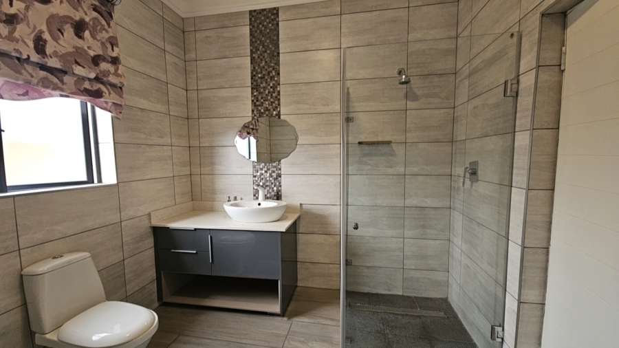 5 Bedroom Property for Sale in North View Estate Limpopo