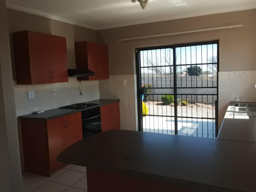 To Let 3 Bedroom Property for Rent in Bendor Limpopo