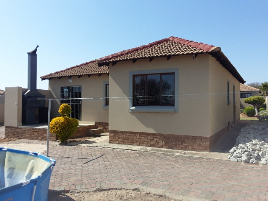 To Let 3 Bedroom Property for Rent in Bendor Limpopo