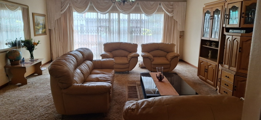 5 Bedroom Property for Sale in Impala Park Limpopo