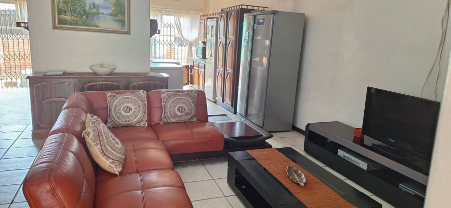 5 Bedroom Property for Sale in Impala Park Limpopo