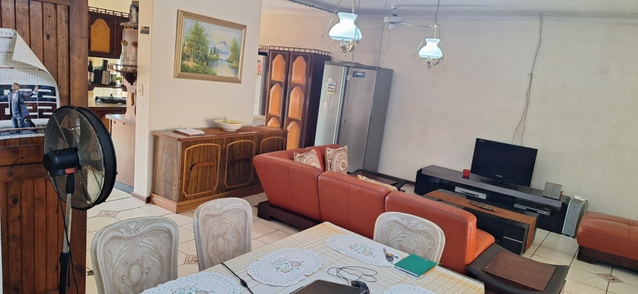 5 Bedroom Property for Sale in Impala Park Limpopo